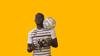 Cheikh Ahmed Tidiae Dieng juggles ball on shoulders and head